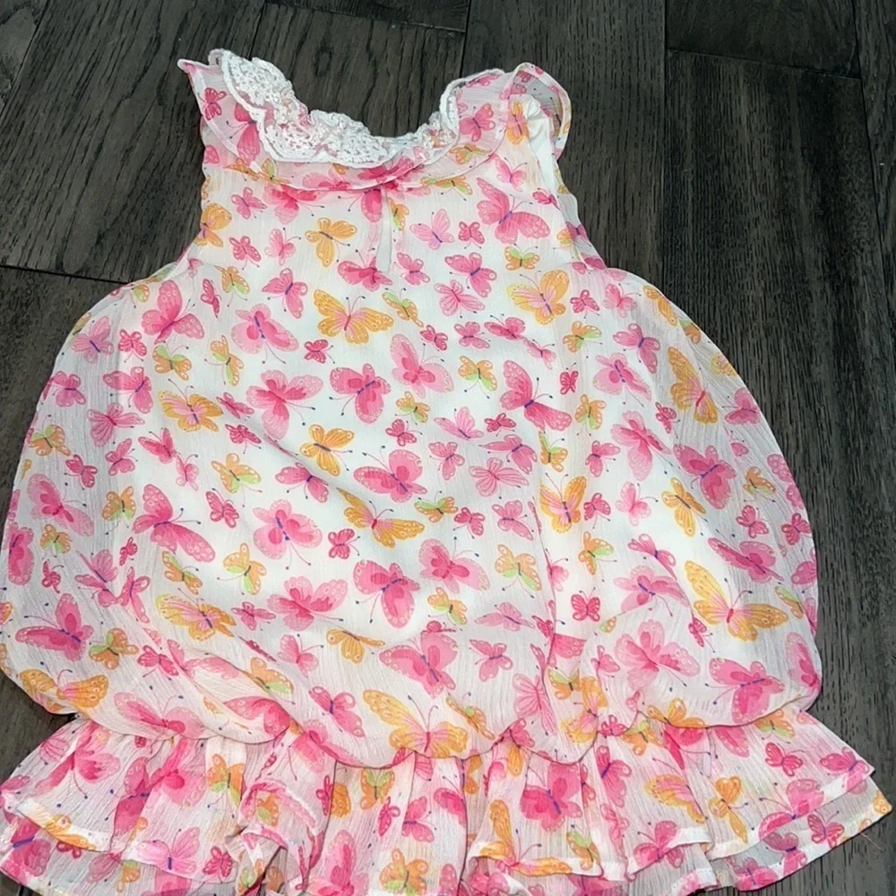 Nannette baby Capri leggings with sleeveless butterfly sheer like bubble top